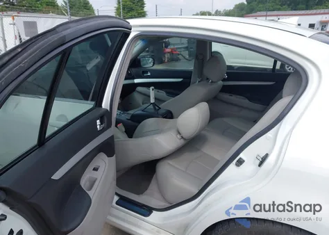 2009 Infiniti G37 Journey z USA, uszkodzony, nr VIN JNKCV61E99M305013